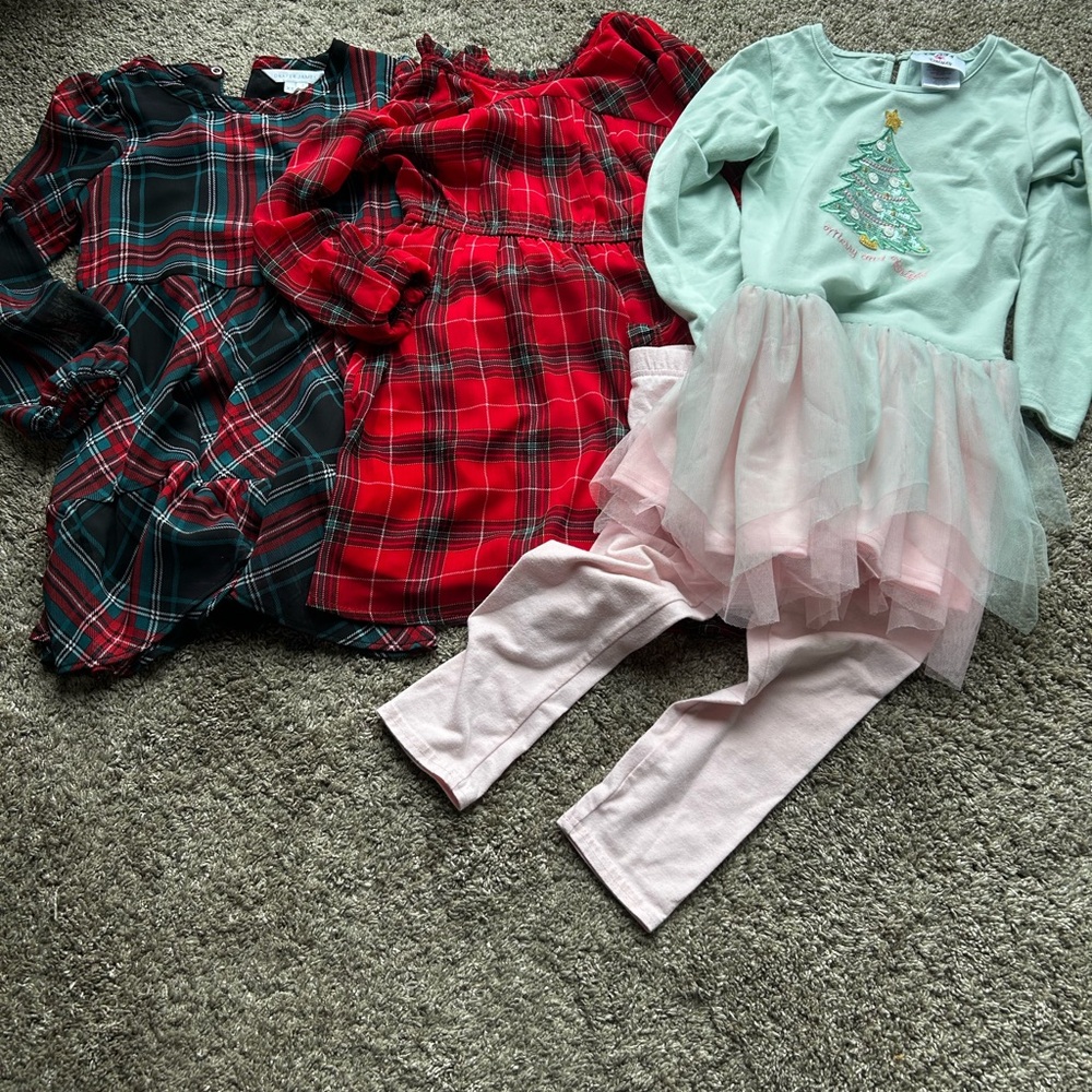 Lot of 3 girls’ dresses for the holidays